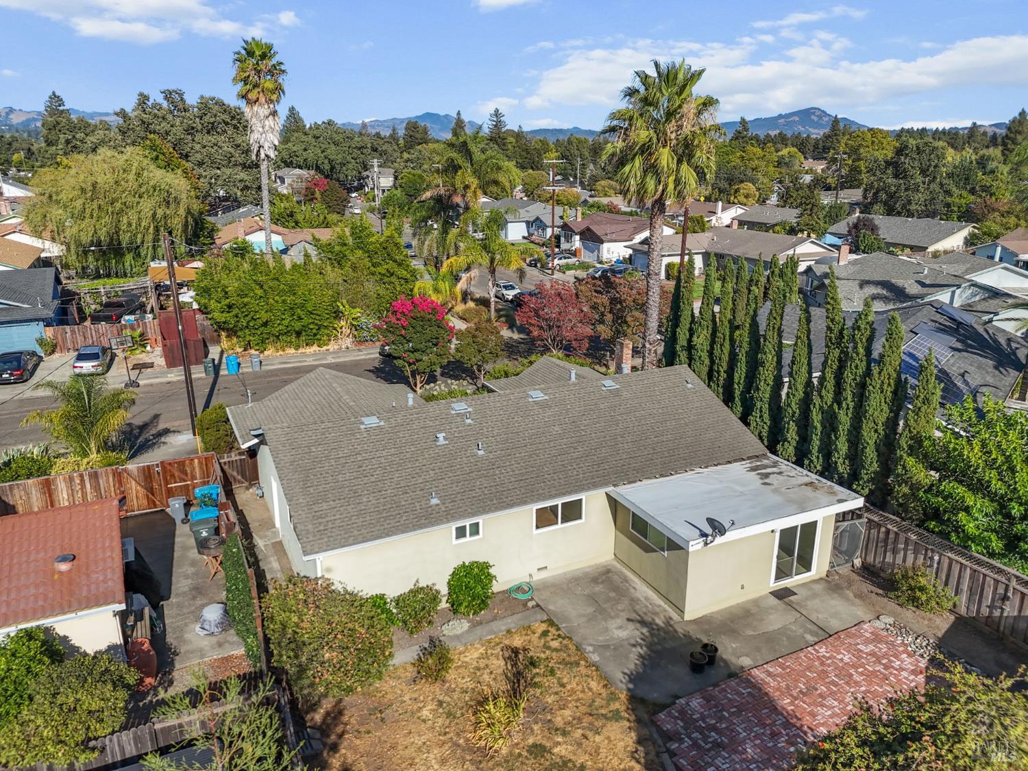 1263 Kerney Street Santa Rosa CA 95401