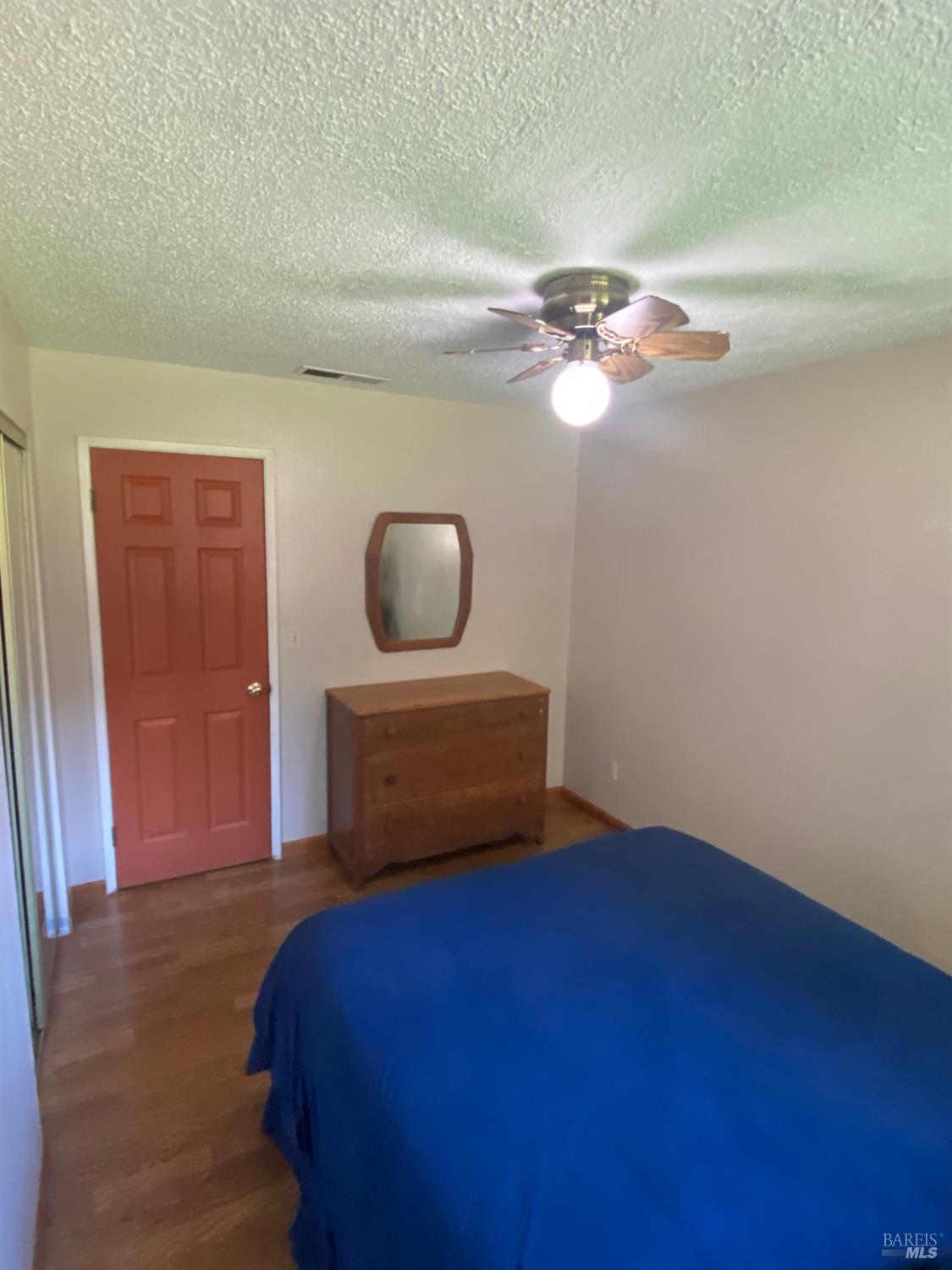 1725 E Madrone Drive Ukiah CA 95482