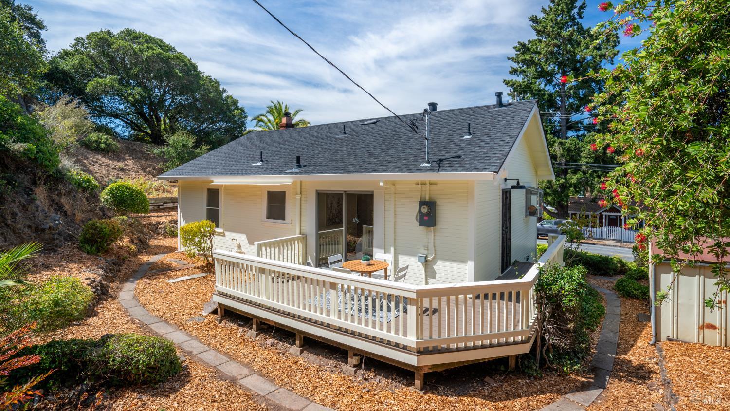 733 I Street Petaluma CA 94952