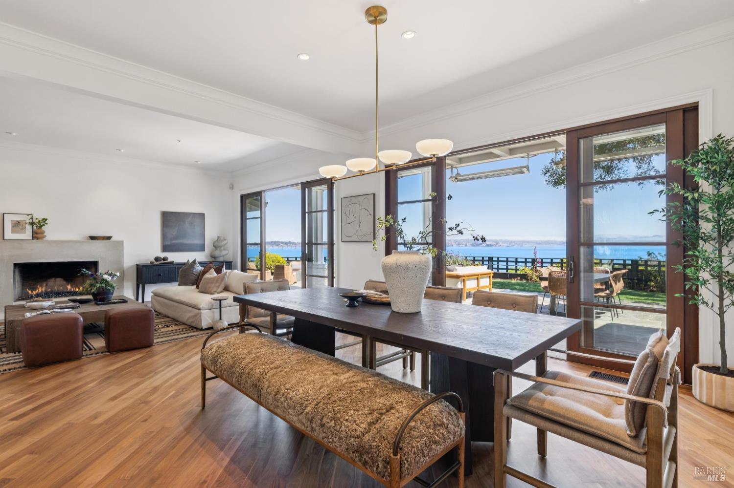 24 Hillcrest Road Tiburon CA 94920