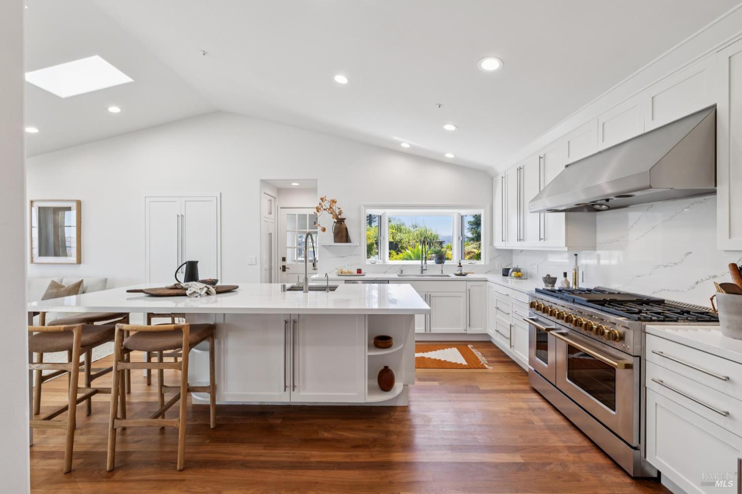 24 Hillcrest Road Tiburon CA 94920