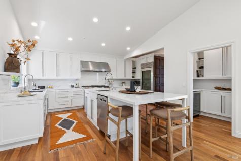24 Hillcrest Road Tiburon CA 94920