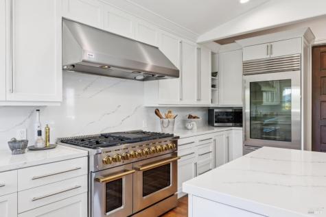 24 Hillcrest Road Tiburon CA 94920
