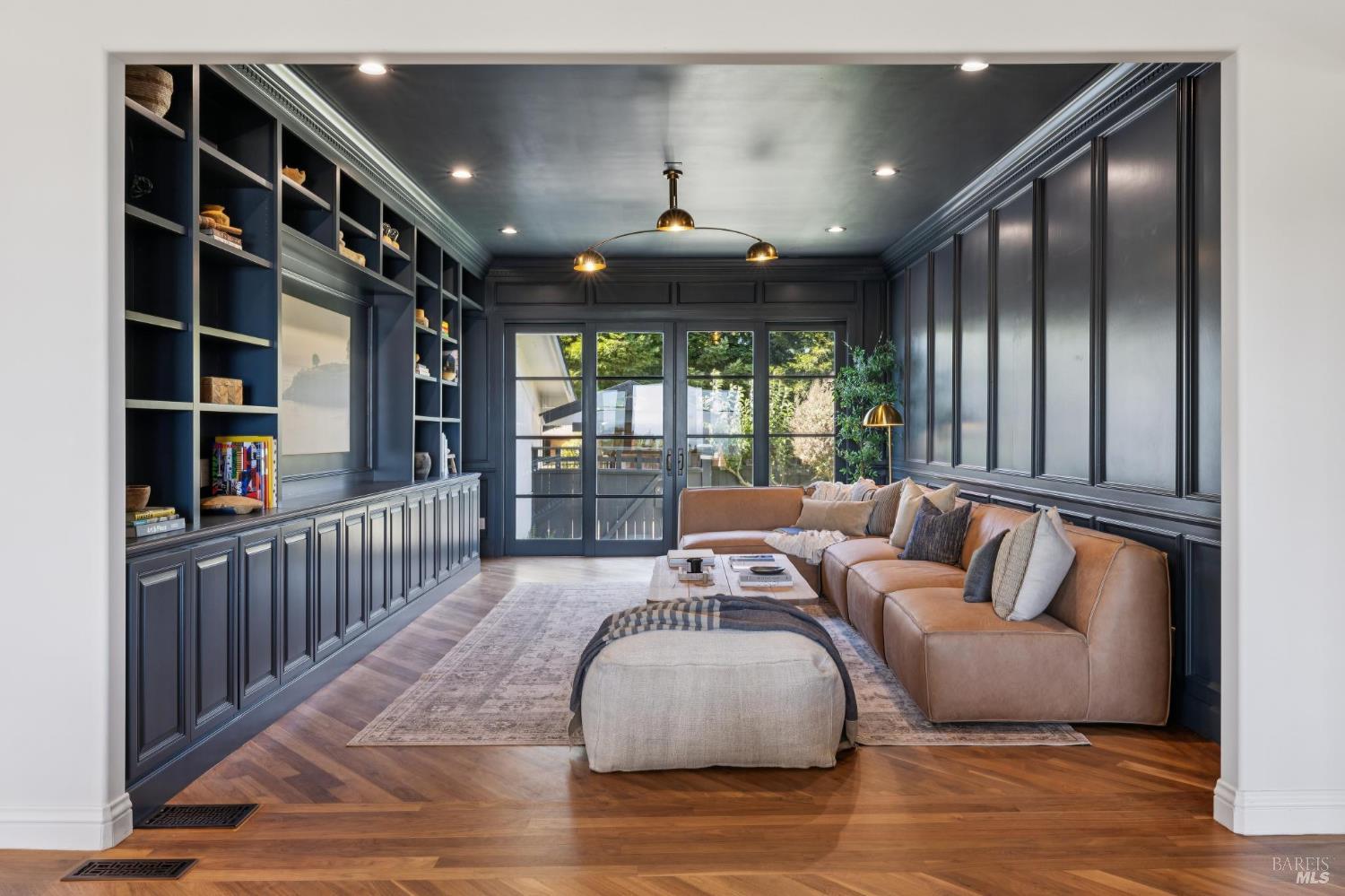24 Hillcrest Road Tiburon CA 94920