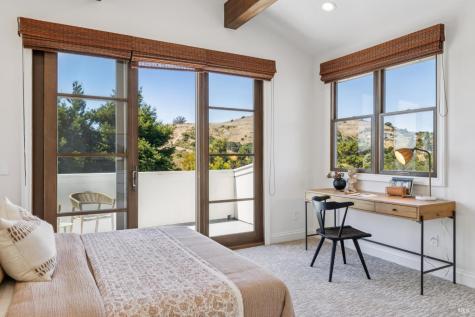 24 Hillcrest Road Tiburon CA 94920