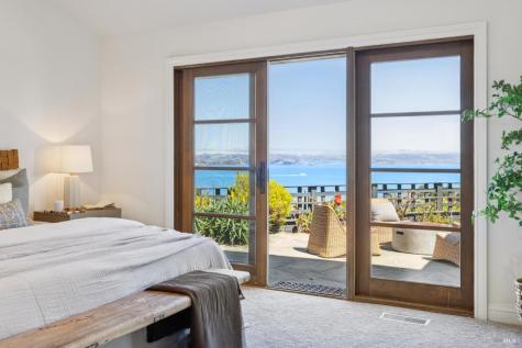 24 Hillcrest Road Tiburon CA 94920