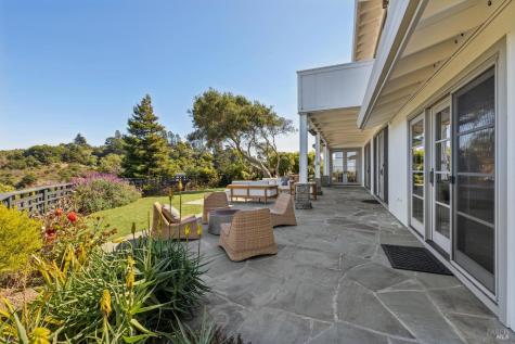 24 Hillcrest Road Tiburon CA 94920