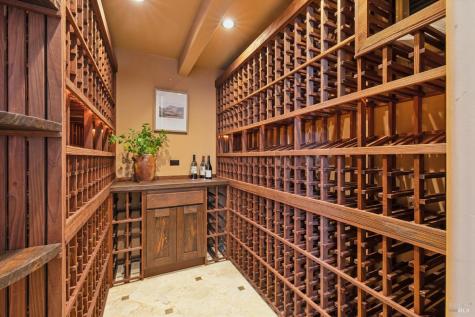 24 Hillcrest Road Tiburon CA 94920
