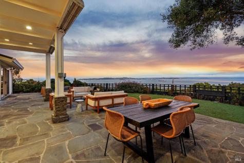 24 Hillcrest Road Tiburon CA 94920