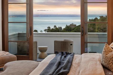 24 Hillcrest Road Tiburon CA 94920