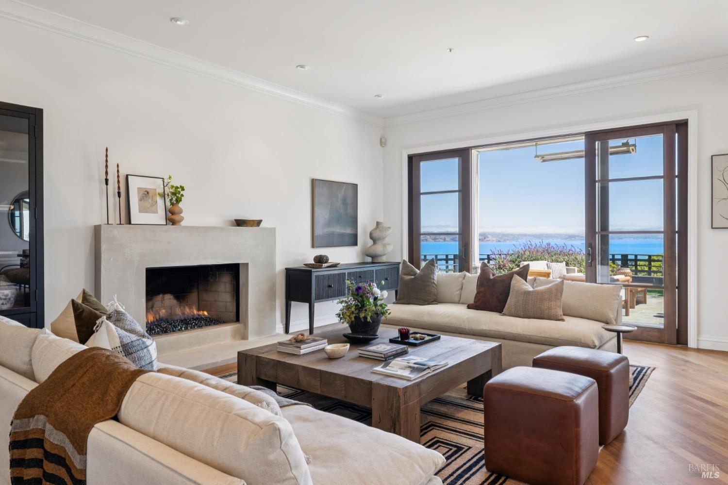 24 Hillcrest Road Tiburon CA 94920