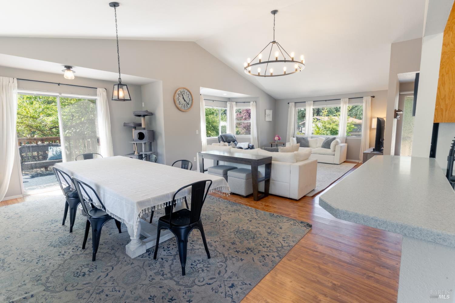 2250 Road H Redwood Valley CA 95470