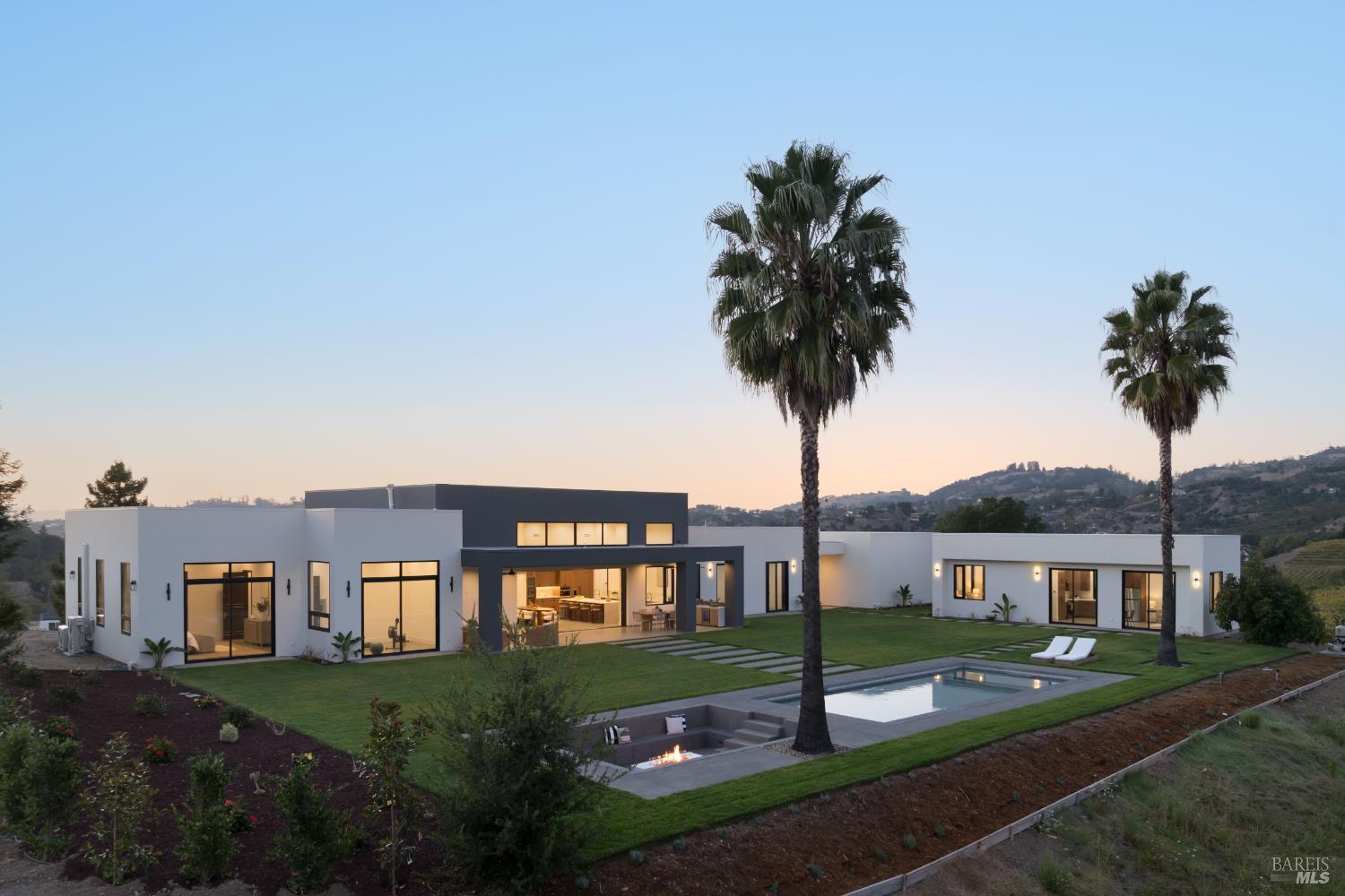 1880 Riebli Road Santa Rosa CA 95404