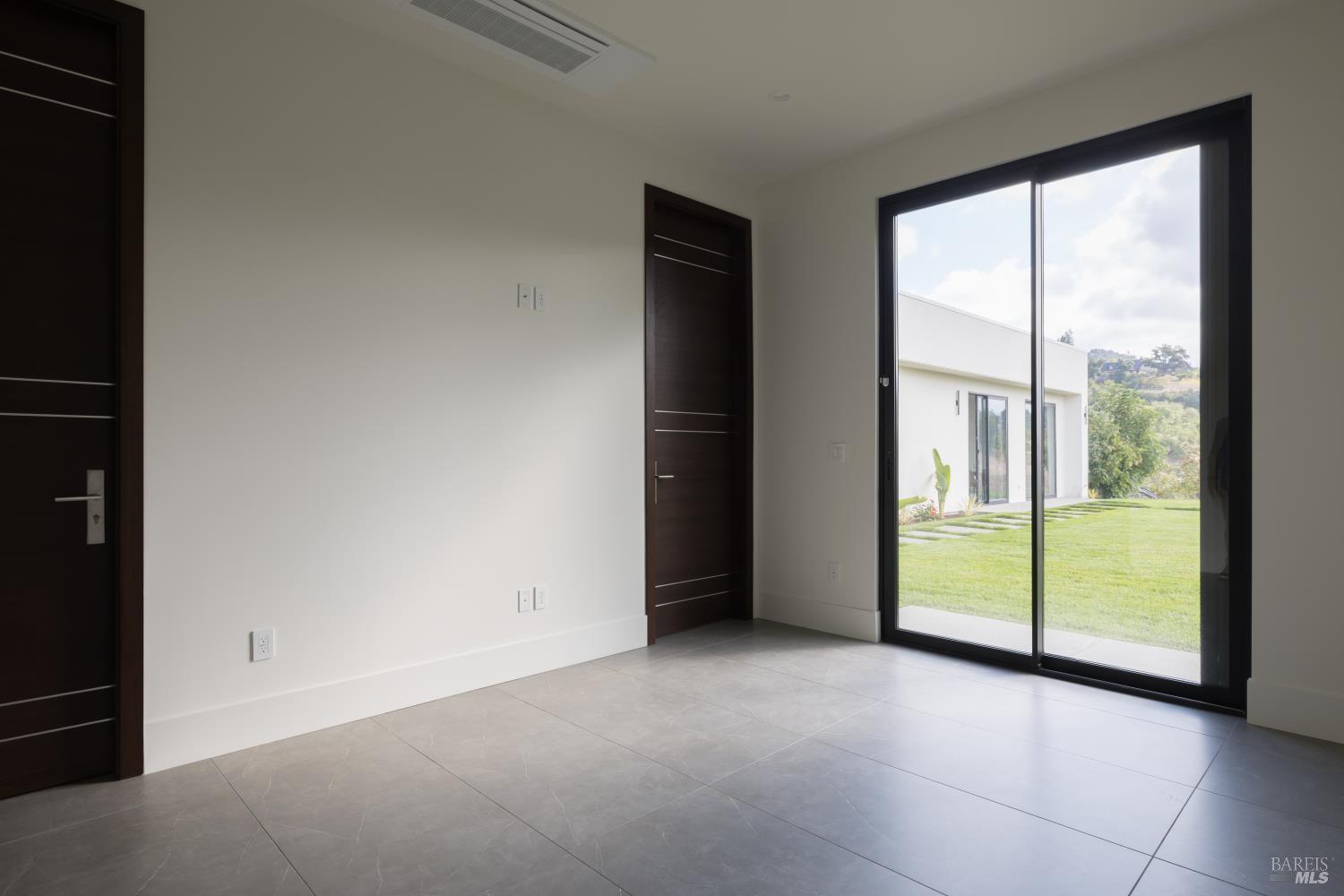 1880 Riebli Road Santa Rosa CA 95404