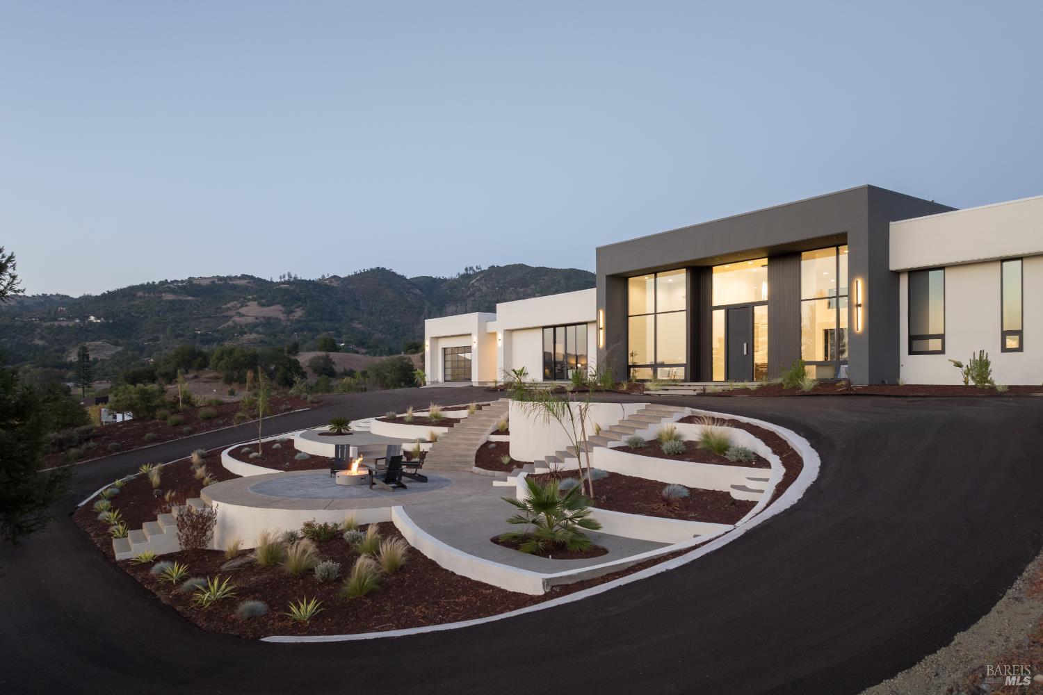1880 Riebli Road Santa Rosa CA 95404