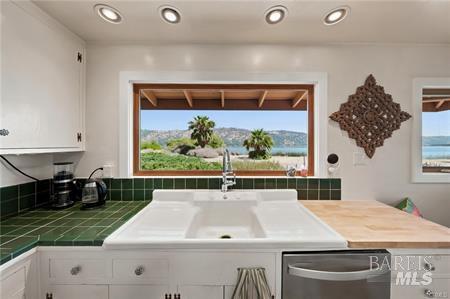 10460 North Drive Clearlake CA 95422