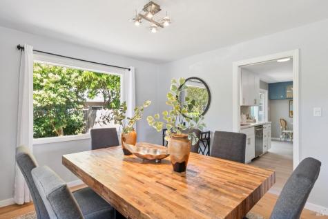 1915 Albany Drive Santa Rosa CA 95401