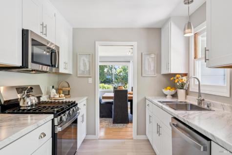 1915 Albany Drive Santa Rosa CA 95401