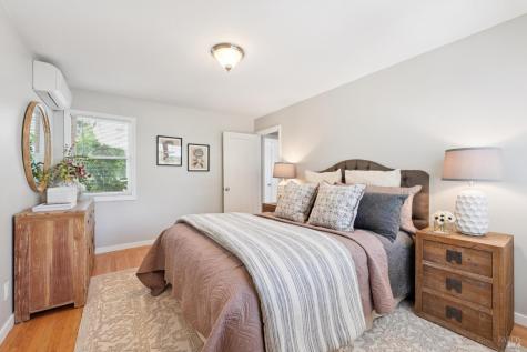 1915 Albany Drive Santa Rosa CA 95401