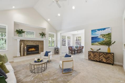 7842 Joyce Drive Sebastopol CA 95472
