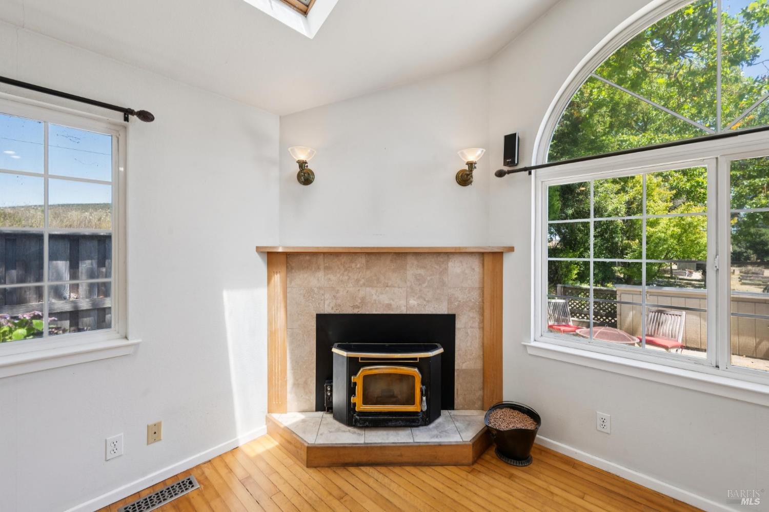 2534 Stony Point Road Petaluma CA 94952