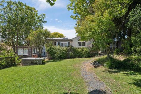 2534 Stony Point Road Petaluma CA 94952