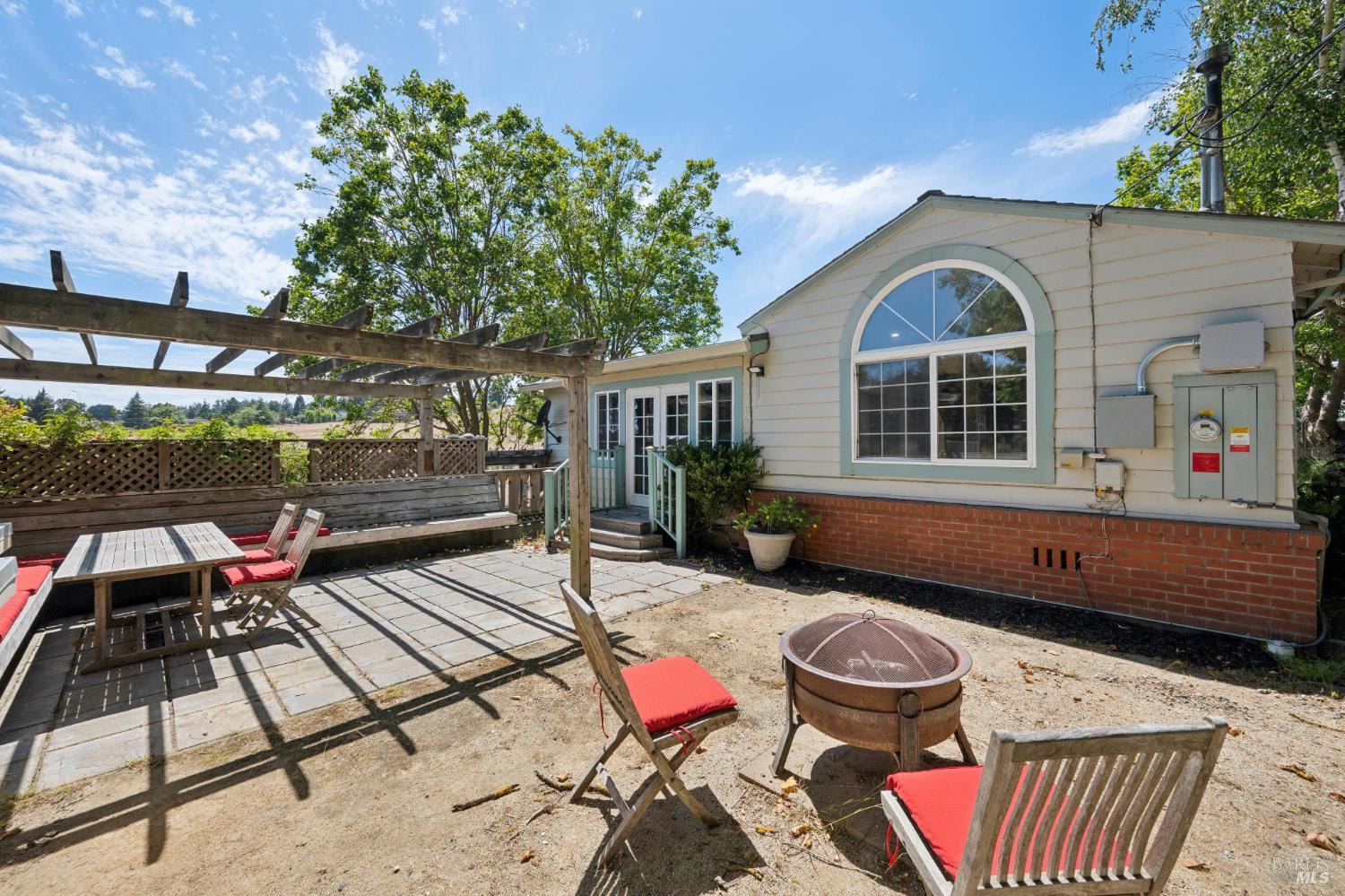 2534 Stony Point Road Petaluma CA 94952