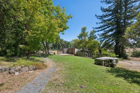 2534 Stony Point Road Petaluma CA 94952