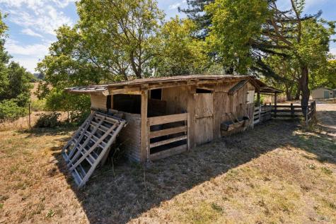 2534 Stony Point Road Petaluma CA 94952