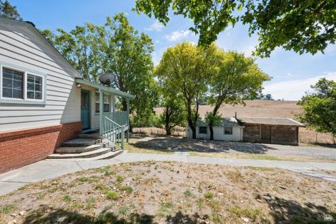 2534 Stony Point Road Petaluma CA 94952