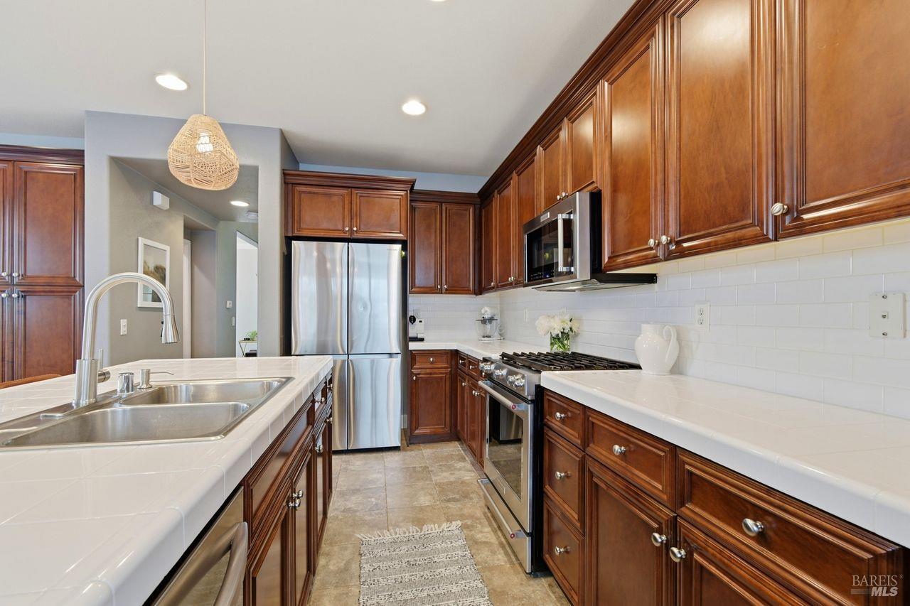 2151 Linwood Avenue Santa Rosa CA 95404