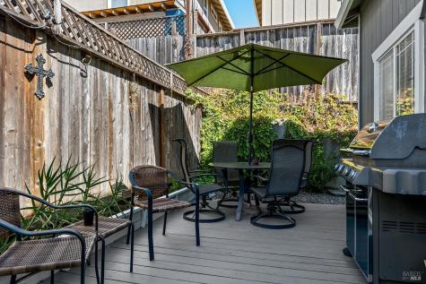 34 W Brookside Drive Cloverdale CA 95425