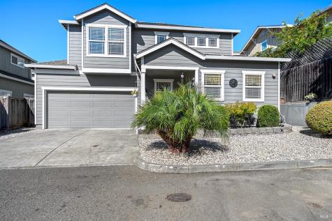 34 W Brookside Drive Cloverdale CA 95425