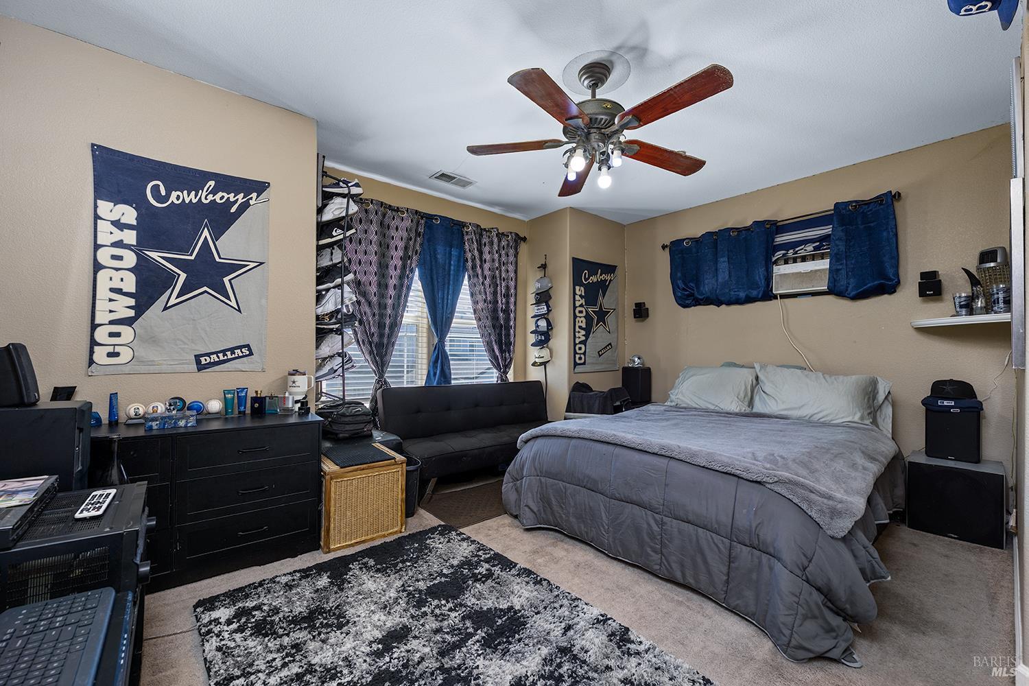 34 W Brookside Drive Cloverdale CA 95425