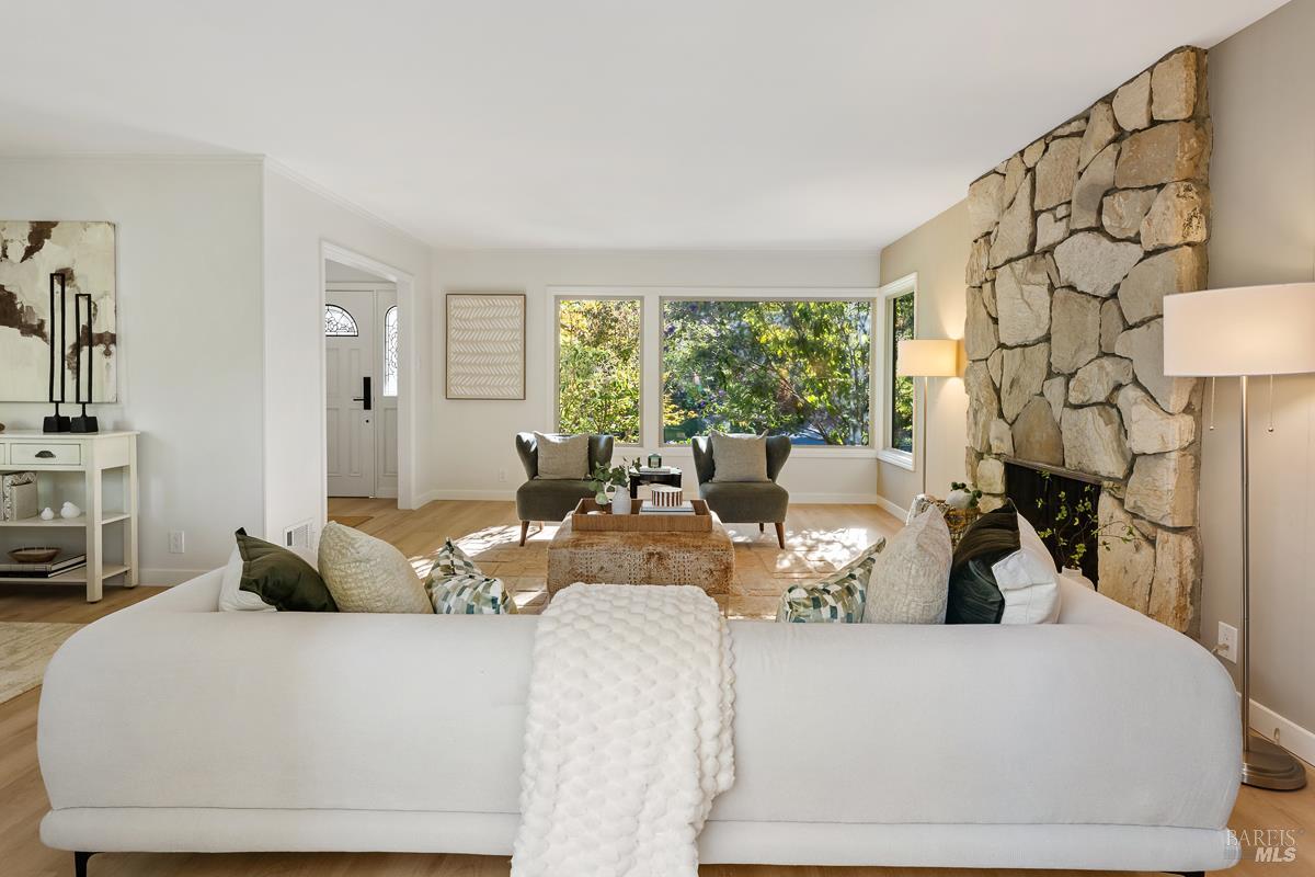 146 Almenar Drive Greenbrae CA 94904