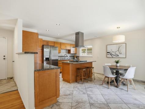 5 Eastside Circle Petaluma CA 94954