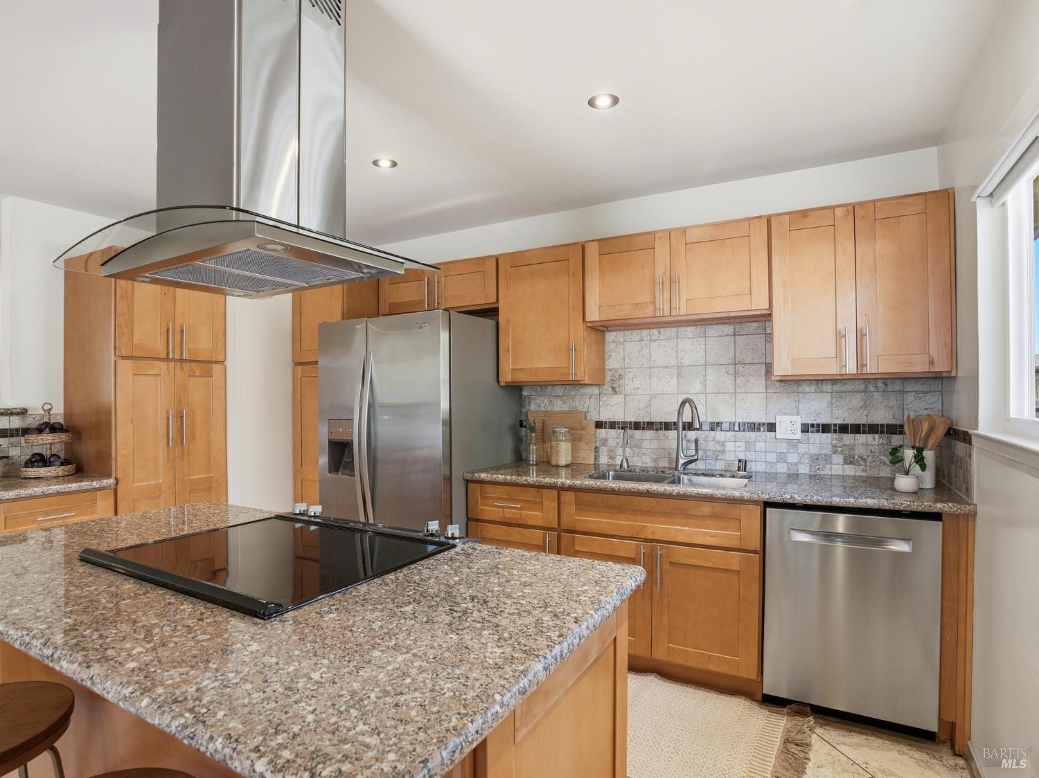 5 Eastside Circle Petaluma CA 94954