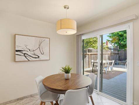 5 Eastside Circle Petaluma CA 94954
