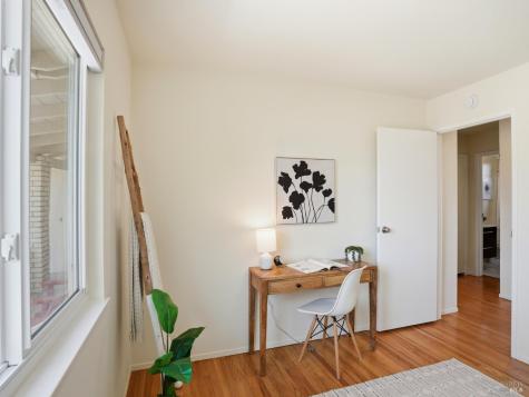 5 Eastside Circle Petaluma CA 94954