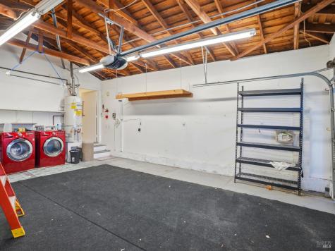 5 Eastside Circle Petaluma CA 94954