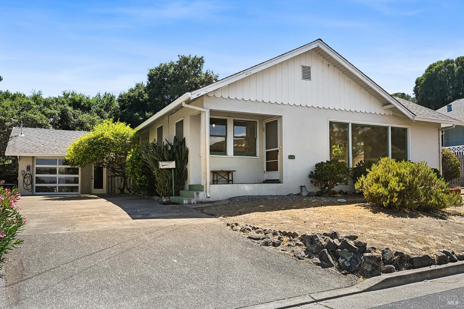 12 Nob Hill Terrace Petaluma CA 94952