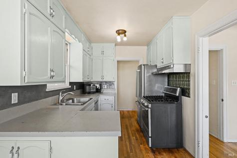 12 Nob Hill Terrace Petaluma CA 94952