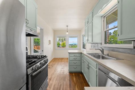 12 Nob Hill Terrace Petaluma CA 94952