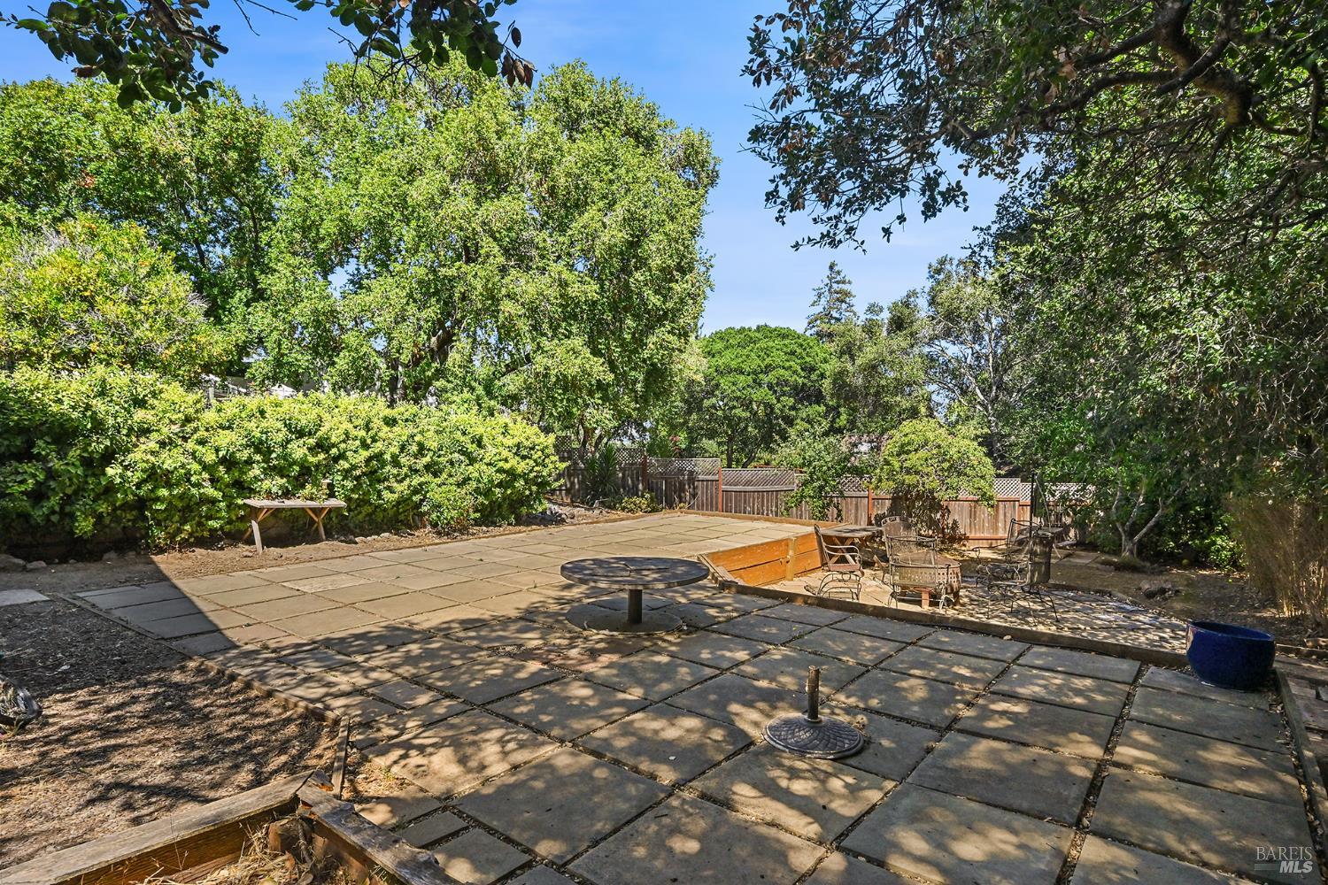 12 Nob Hill Terrace Petaluma CA 94952