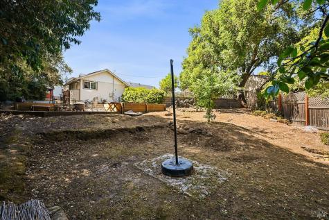 12 Nob Hill Terrace Petaluma CA 94952