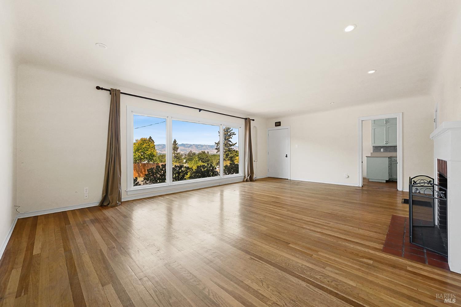12 Nob Hill Terrace Petaluma CA 94952