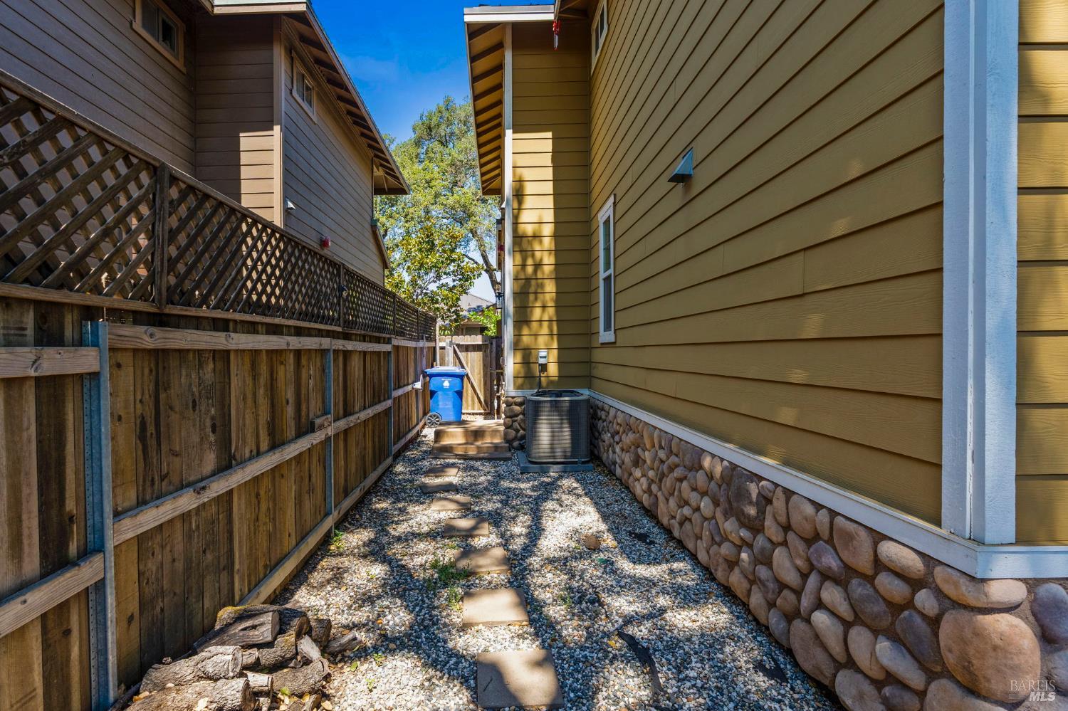 1357 Magnolia Avenue St. Helena CA 94574