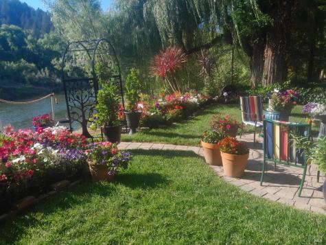 15110 Drake Road Guerneville CA 95446