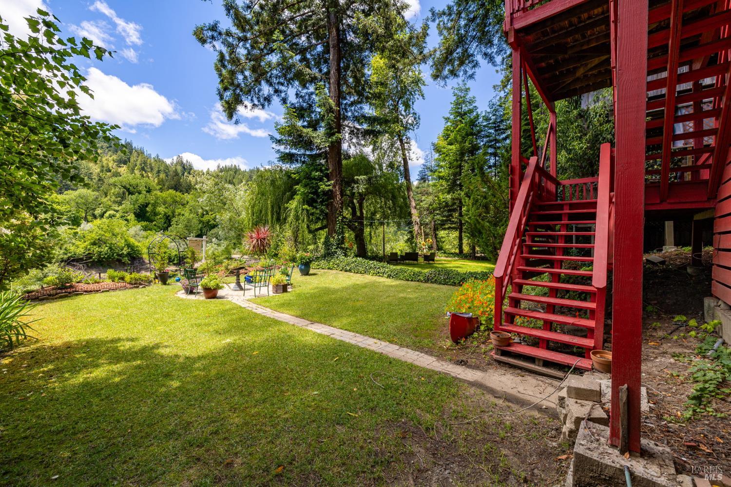 15110 Drake Road Guerneville CA 95446