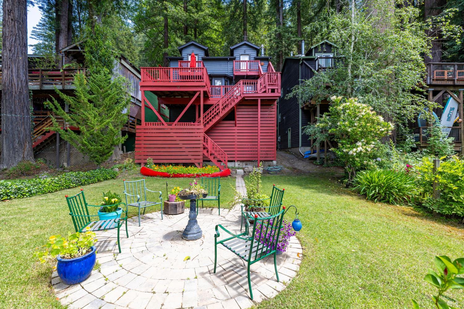 15110 Drake Road Guerneville CA 95446